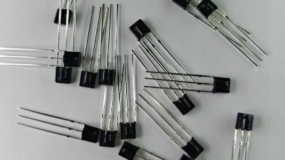 红外接收头怎么判断正负极