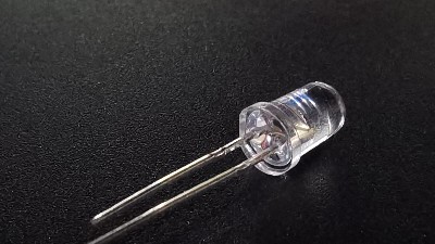 红外发射管和红外接收管在烟雾报警器上的作用